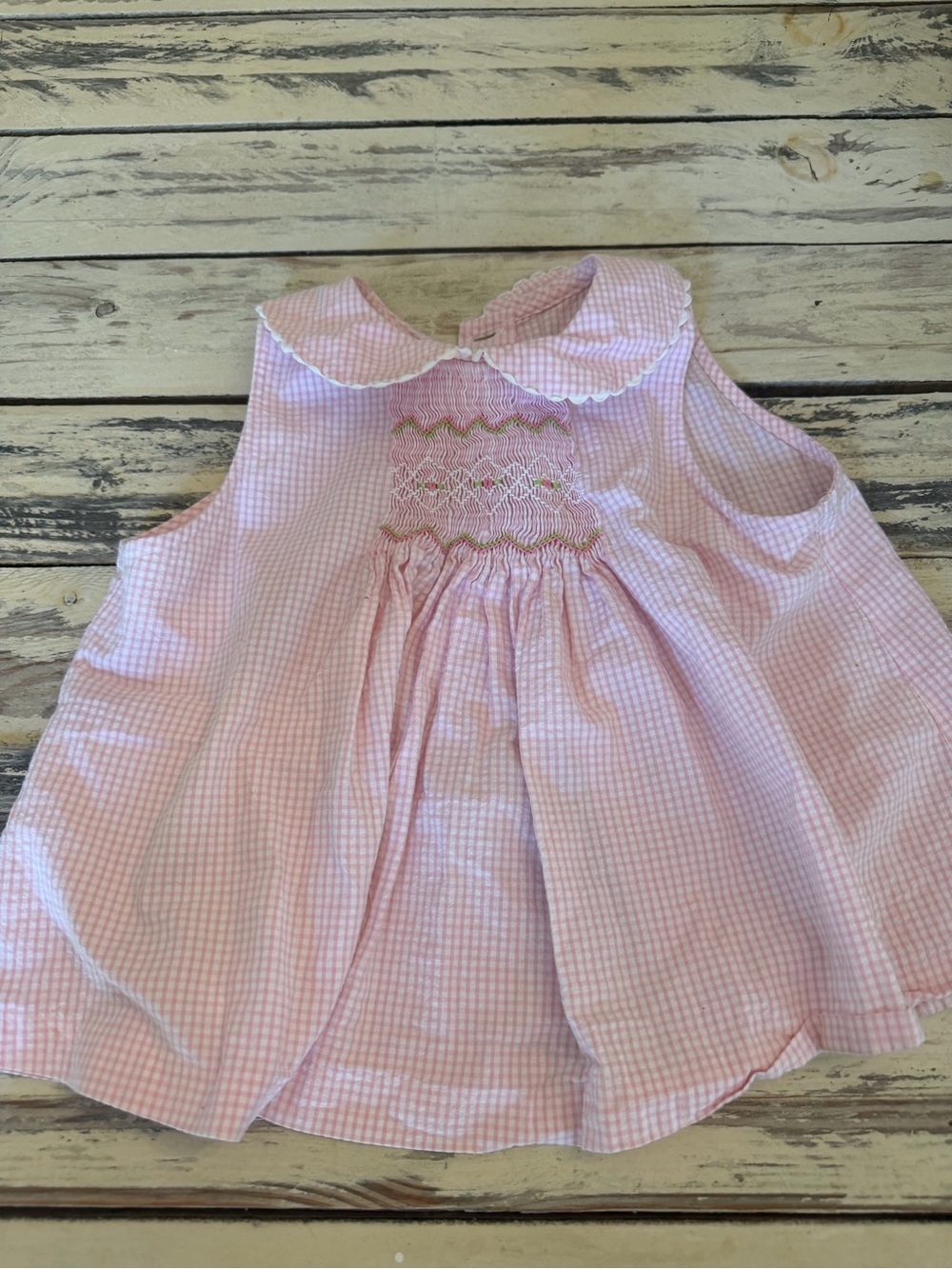 Vive La Fete smocked buds top